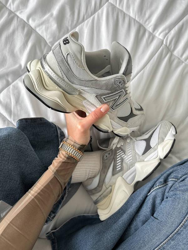New Balance 9060 Gray