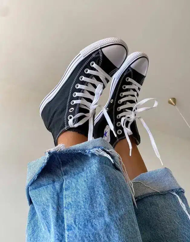 Converse Siyah Uzun