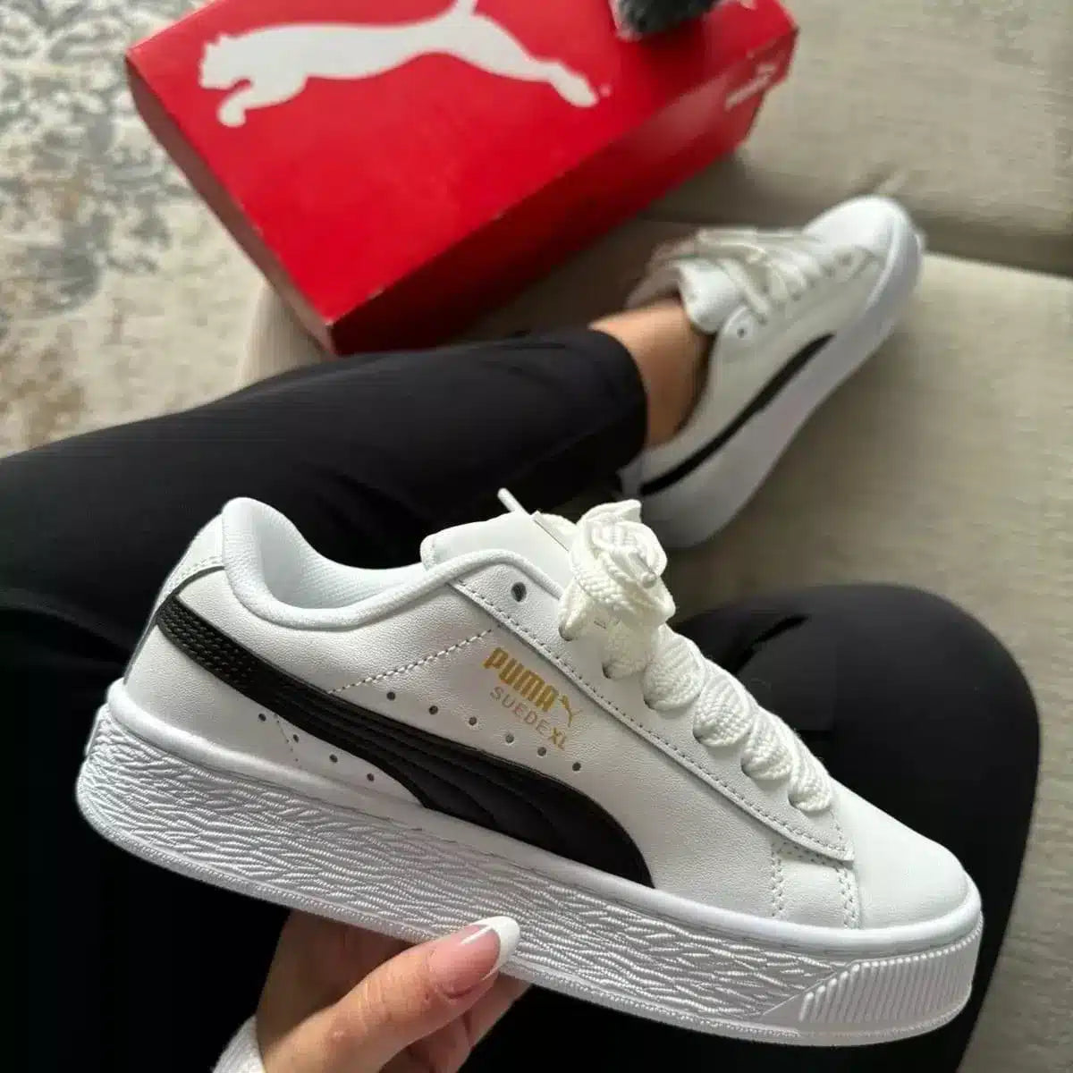 Suede XL Beyaz Siyah