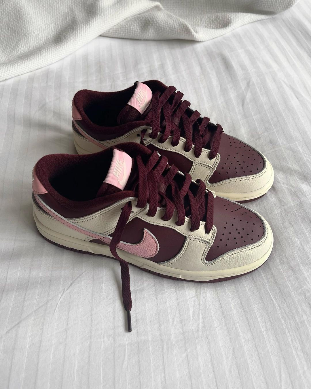 Dunk Low Valentine's