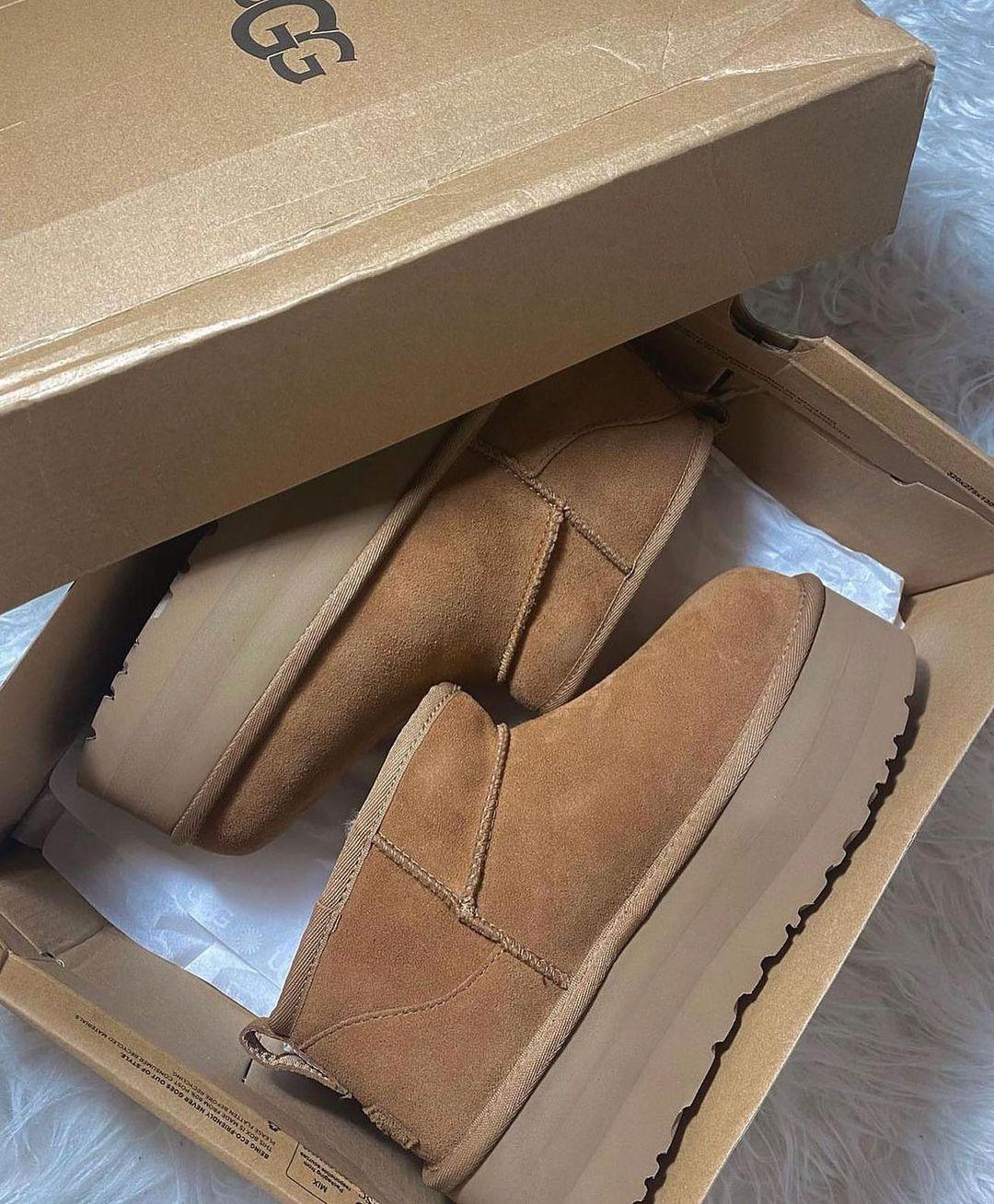 UGG Platform Taba