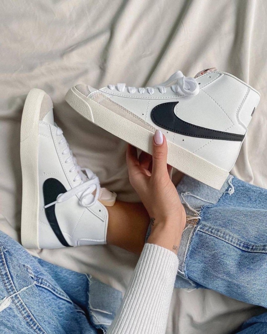 Nike Blazer  Mid 77