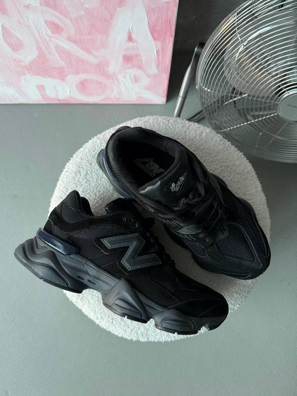 New Balance 9060 Full Black