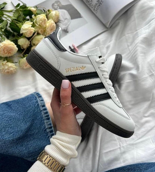 Adidas Spezial Beyaz siyah