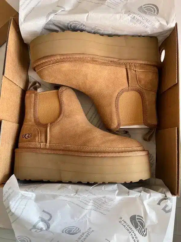 UGG Neumel Taba